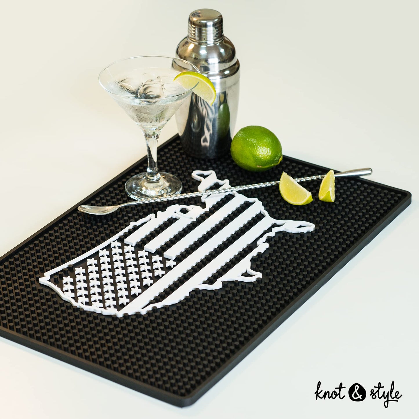 Premium American Flag Bar Mat — 18" x 12" Non-Slip Rubber